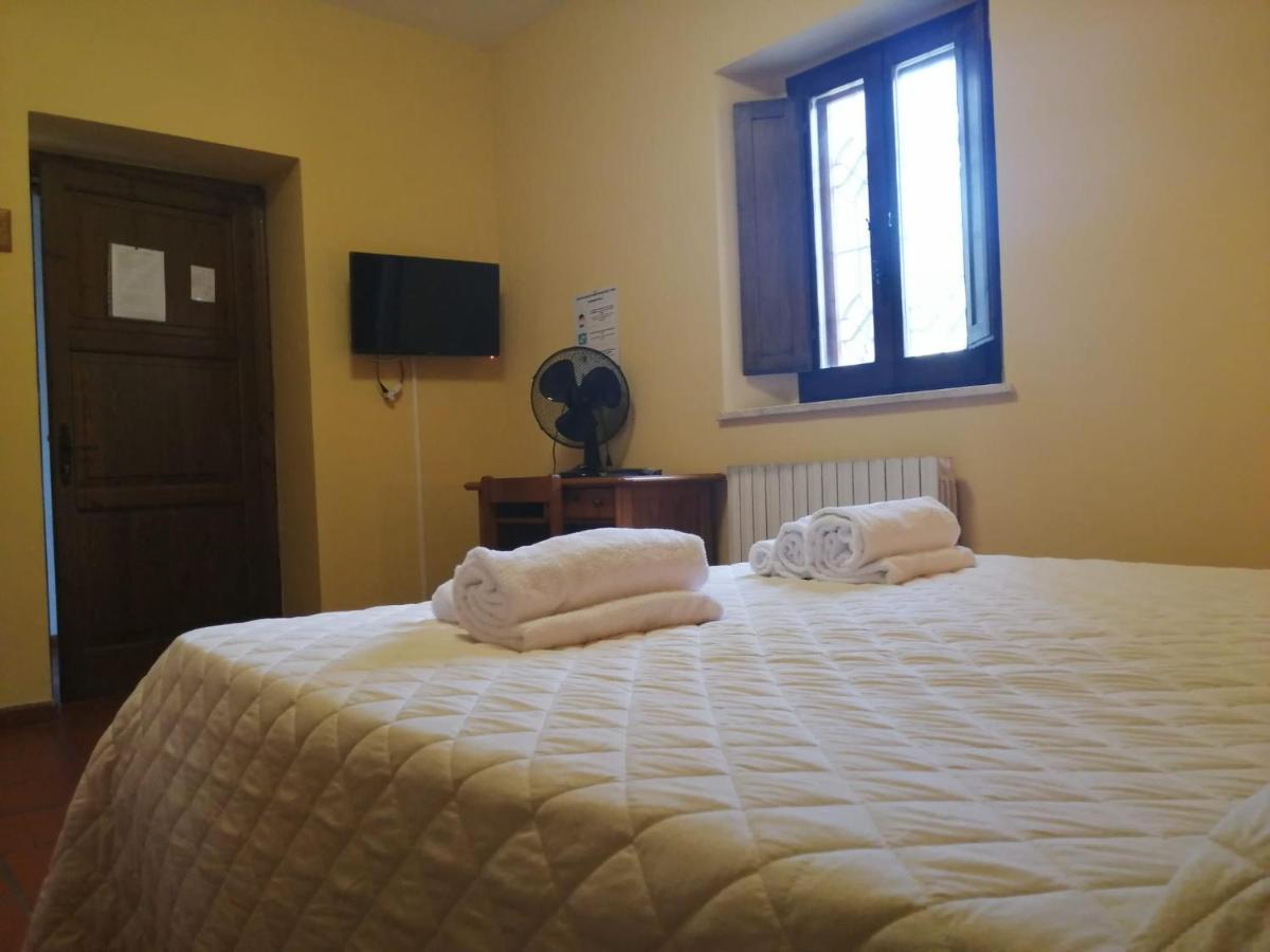 Casa Per Ferie Ulivo D'Assisi Villa Luaran gambar